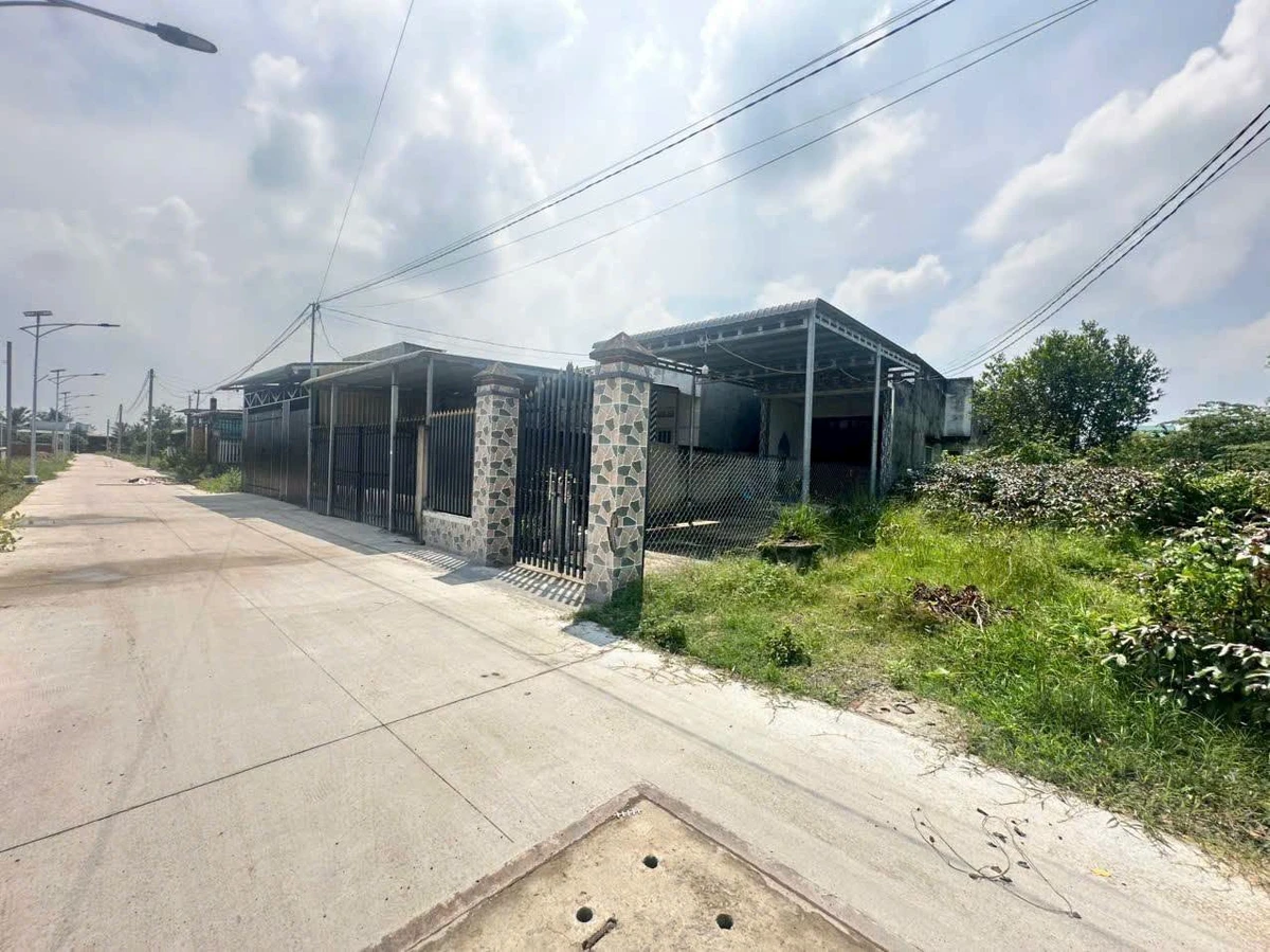 Bán đất thổ cư 260m2 đường nhựa Kênh 3 Hòa Khánh, gần Vingroup Hậu Nghĩa - Ảnh thu nhỏ 3