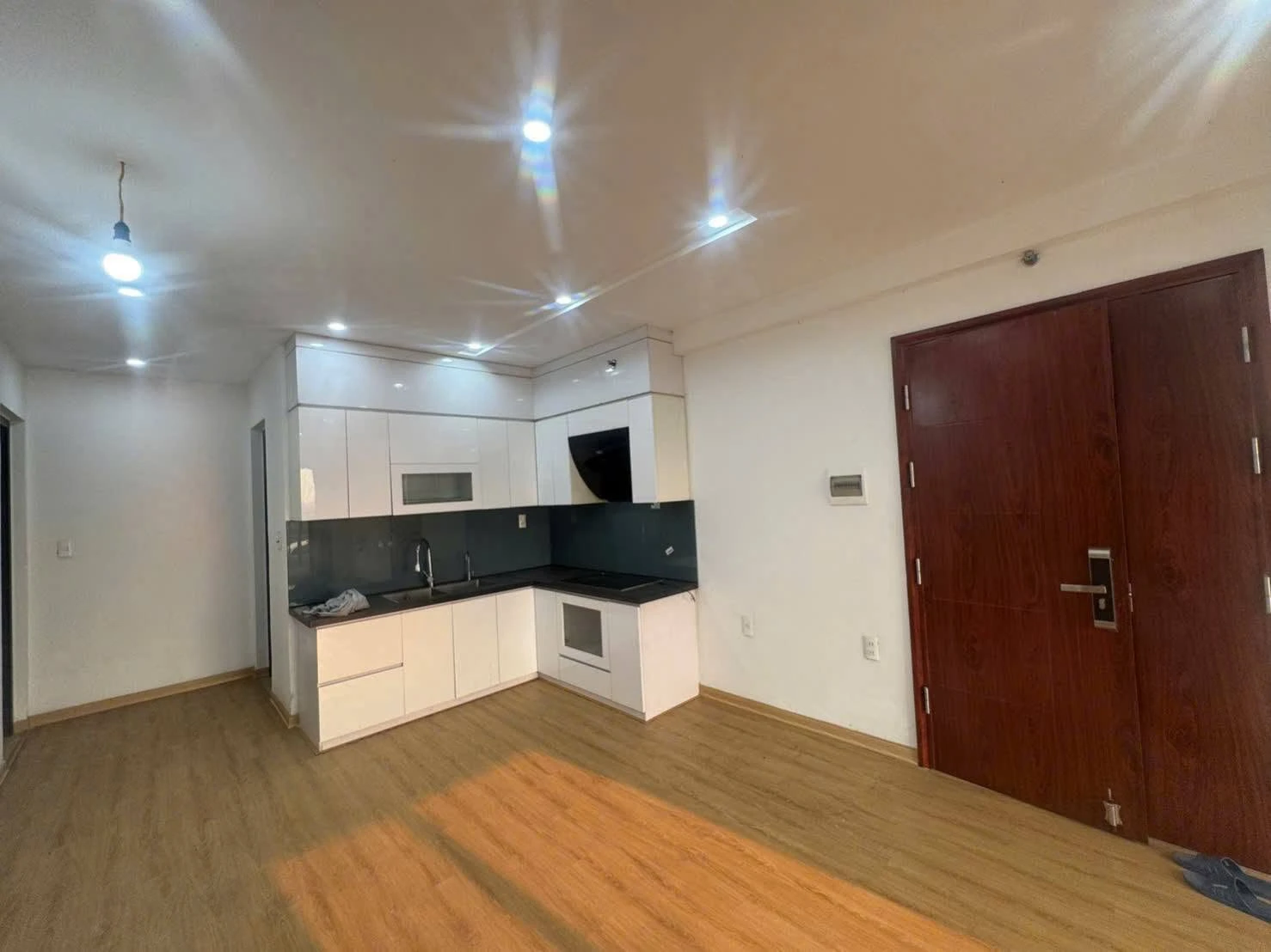 Bán căn góc chung cư Phúc Thịnh 70m2, 2PN 2WC, 2.4 tỷ - Ảnh 1