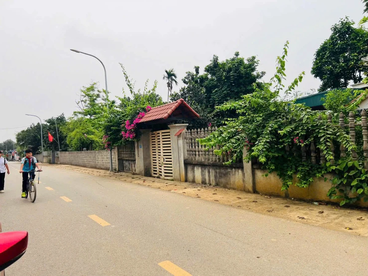 Bán nhà 440m² Võ Nguyên Giáp Lương Sơn, Hòa Bình, 5.1 tỷ - Ảnh thu nhỏ 3