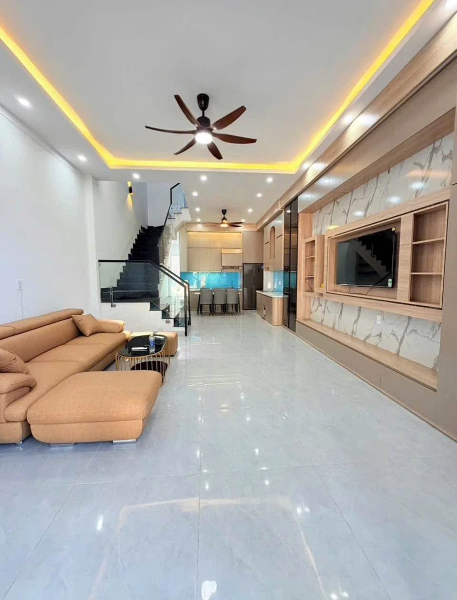 Nhà mê mặt tiền 115m² kinh doanh Buôn Ma Thuột 6,5 tỷ - Ảnh thu nhỏ 2