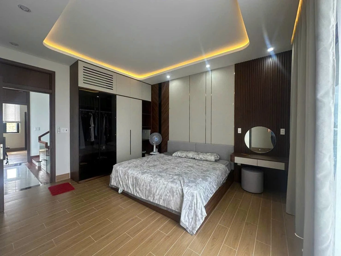 Cho thuê villa 4PN hồ bơi 250m² 45 triệu/tháng - Ảnh thu nhỏ 3
