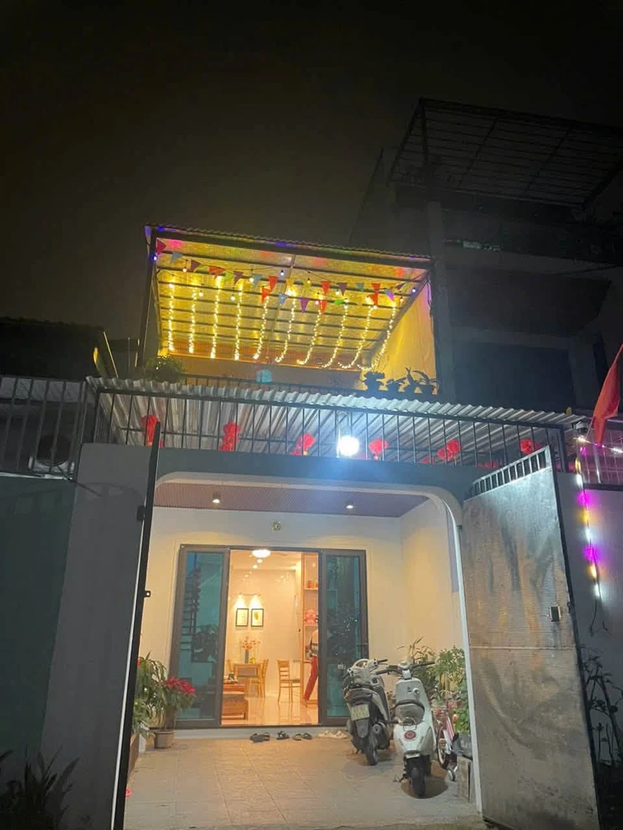 Bán nhà 2 tầng 82m2 Phùng Chí Kiên Hưng Lộc 5 tỷ 3 - Ảnh 1