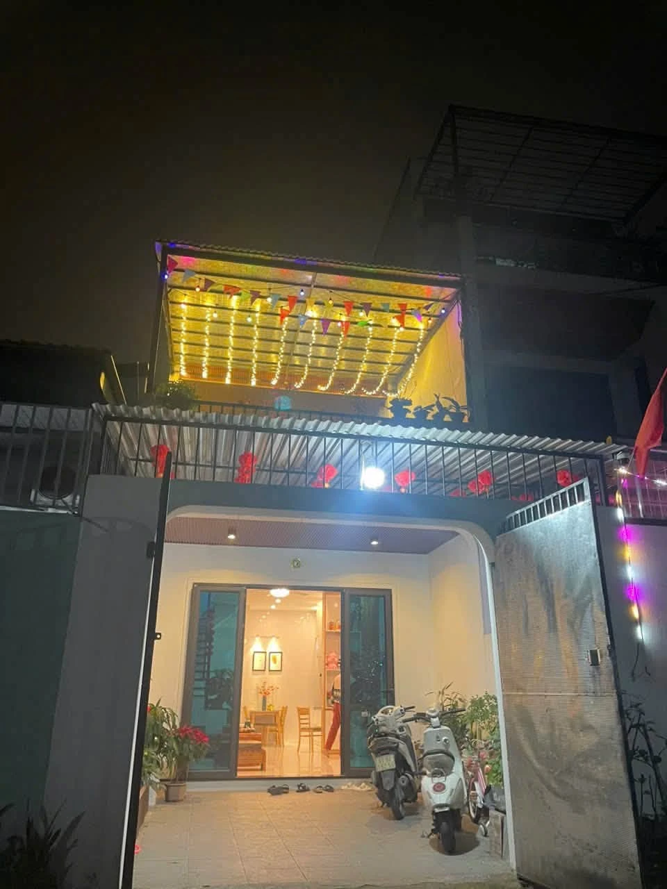 Bán nhà 2 tầng 82m2 Phùng Chí Kiên Hưng Lộc 5 tỷ 3 - Ảnh 1
