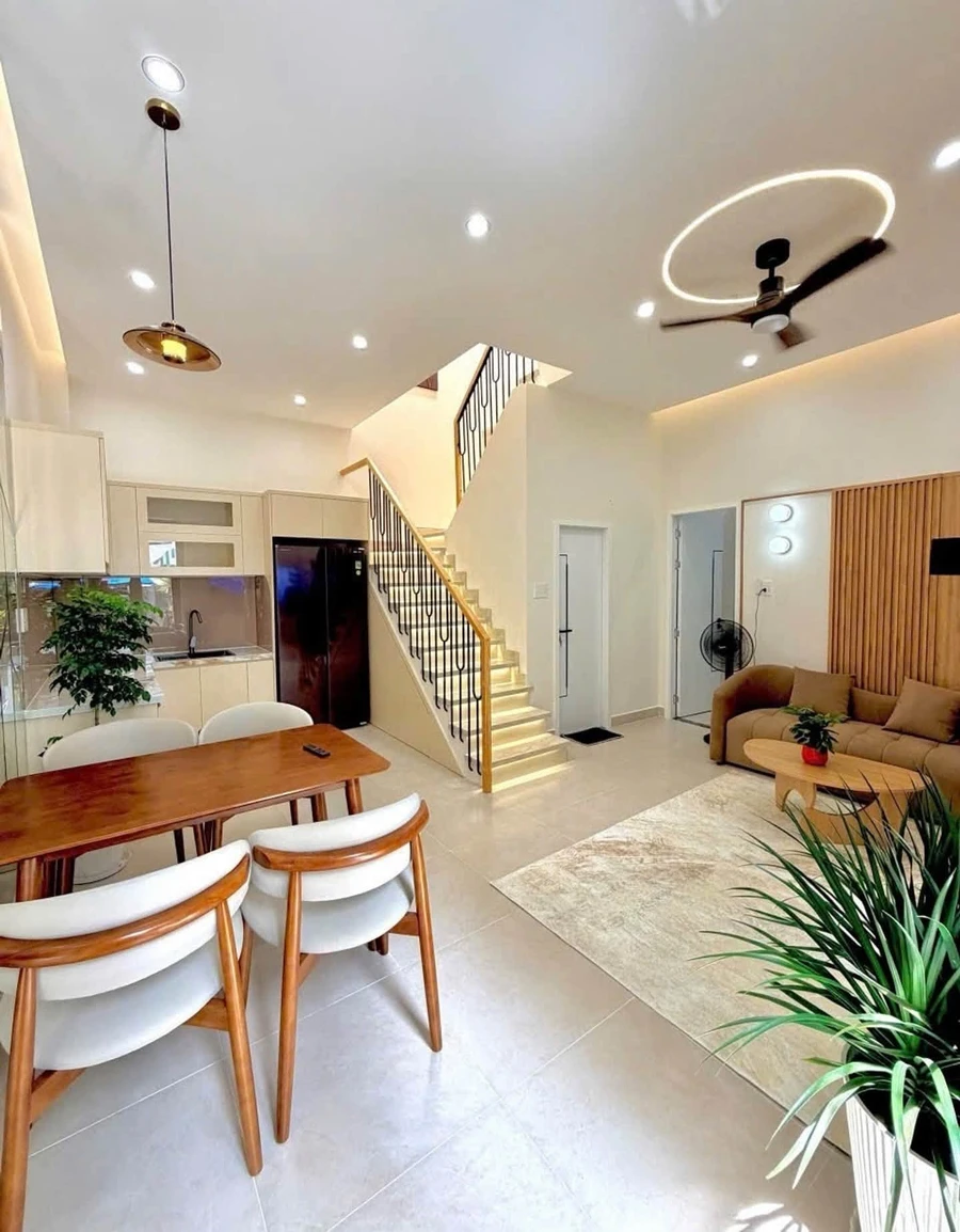 Bán nhà Lạc Long Quân Tân Bình 40m² 3PN giá 5 tỷ - Ảnh thu nhỏ 2
