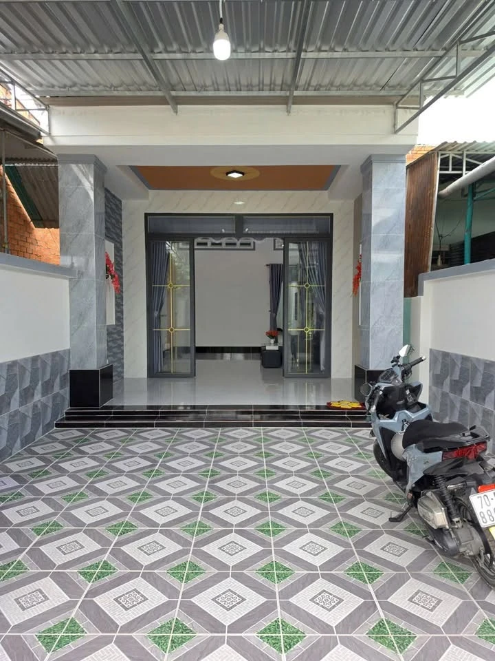 Bán nhà 3 PN 145m² hẻm Nguyễn Văn Linh, Tây Ninh 1 tỷ 550 triệu - Ảnh thu nhỏ 2