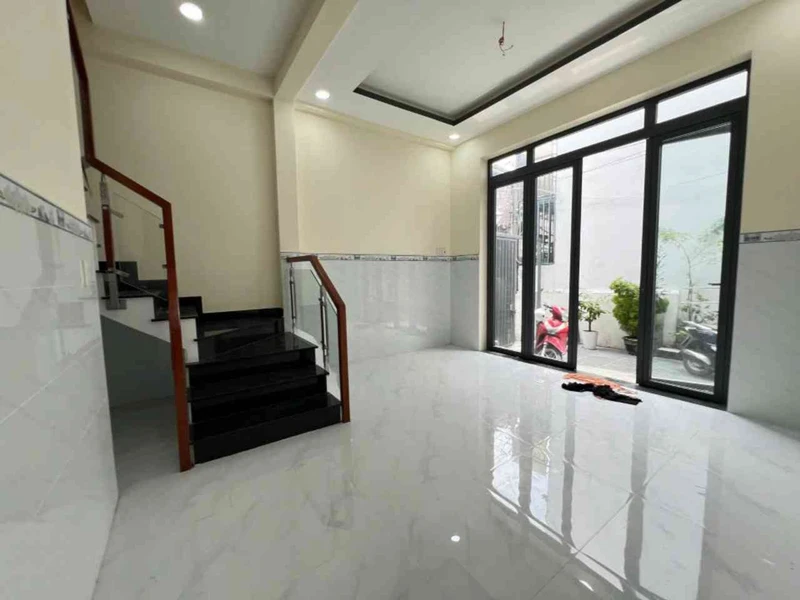 Bán nhà 2 tầng 64m2, 3PN, đường 13 Linh Chiểu, Thủ Đức, giá 4,85 tỷ
