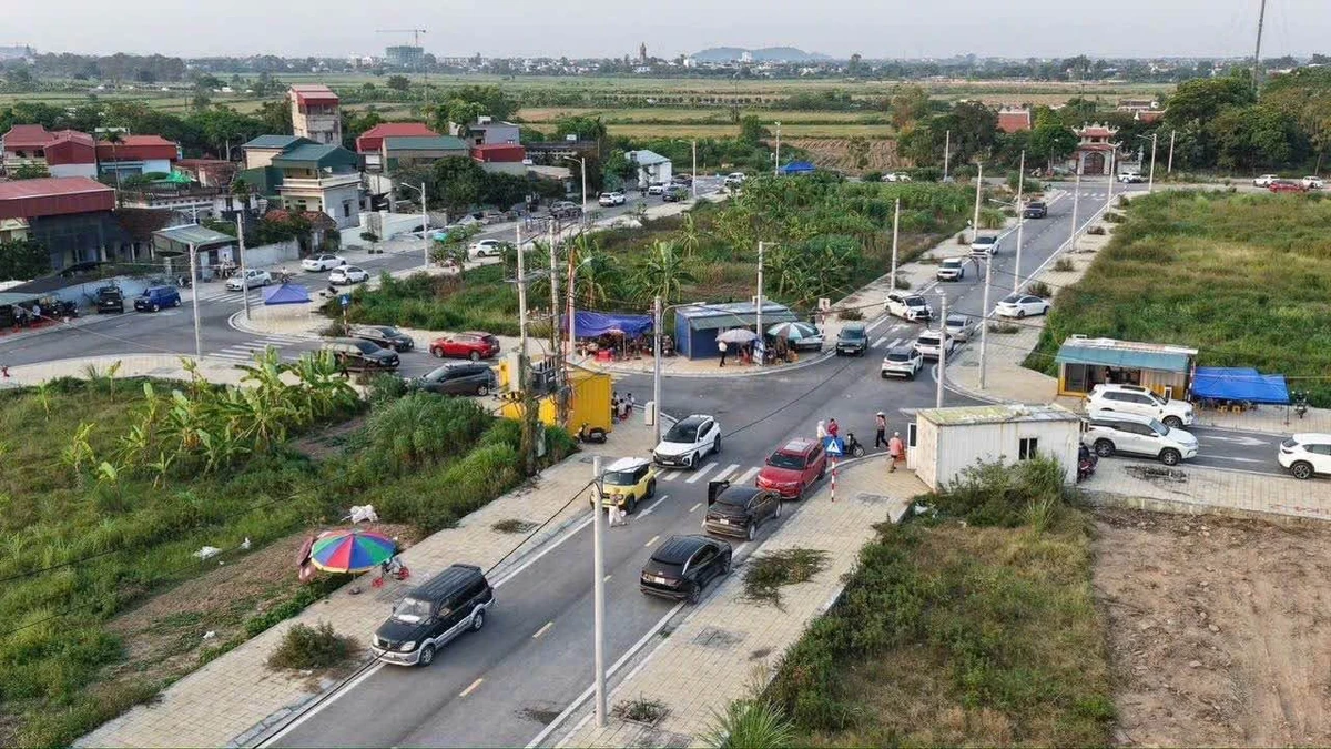 Bán lô góc 2 mặt tiền 131.7 m2 gần Bạch Mai, Hà Nội - Ảnh thu nhỏ 3