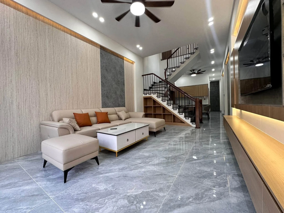 Bán nhà 3PN, 100m² full nội thất Dĩ An - Ảnh thu nhỏ 3