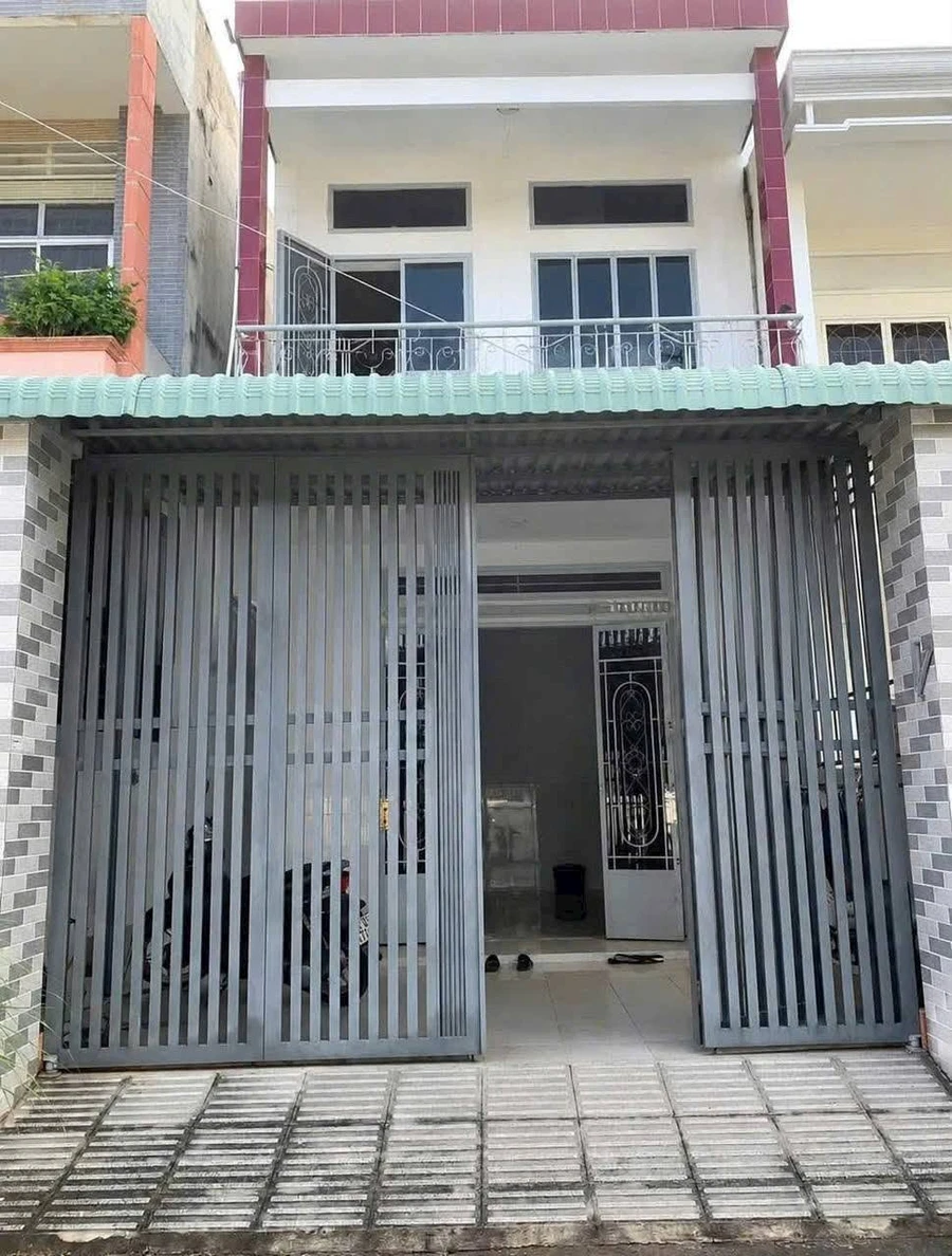Bán nhà 1 trệt 1 lầu 5x20m, 3 phòng ngủ, gần Trường Sư Phạm CMT8, Long Toàn, TP Bà Rịa - Ảnh thu nhỏ 2