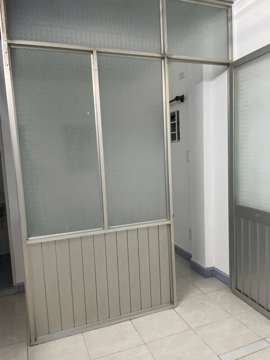 Bán nhà 15m2 gần Đại Học Luật Thủ Đức, giá 1.9 tỷ - Ảnh thu nhỏ 4