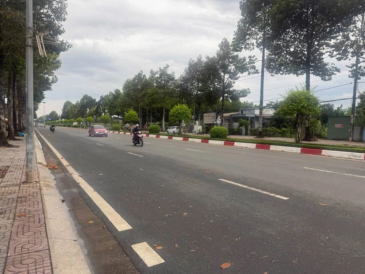 Bán đất nhánh Hùng Vương, Bà Rịa, 1,576 m2 - Ảnh thu nhỏ 3