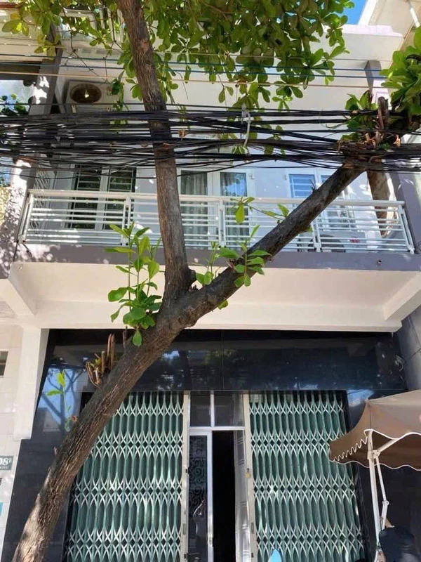 Bán nhà 2 tầng mặt tiền 68m² Trần Phú, Nha Trang 8,7 tỷ