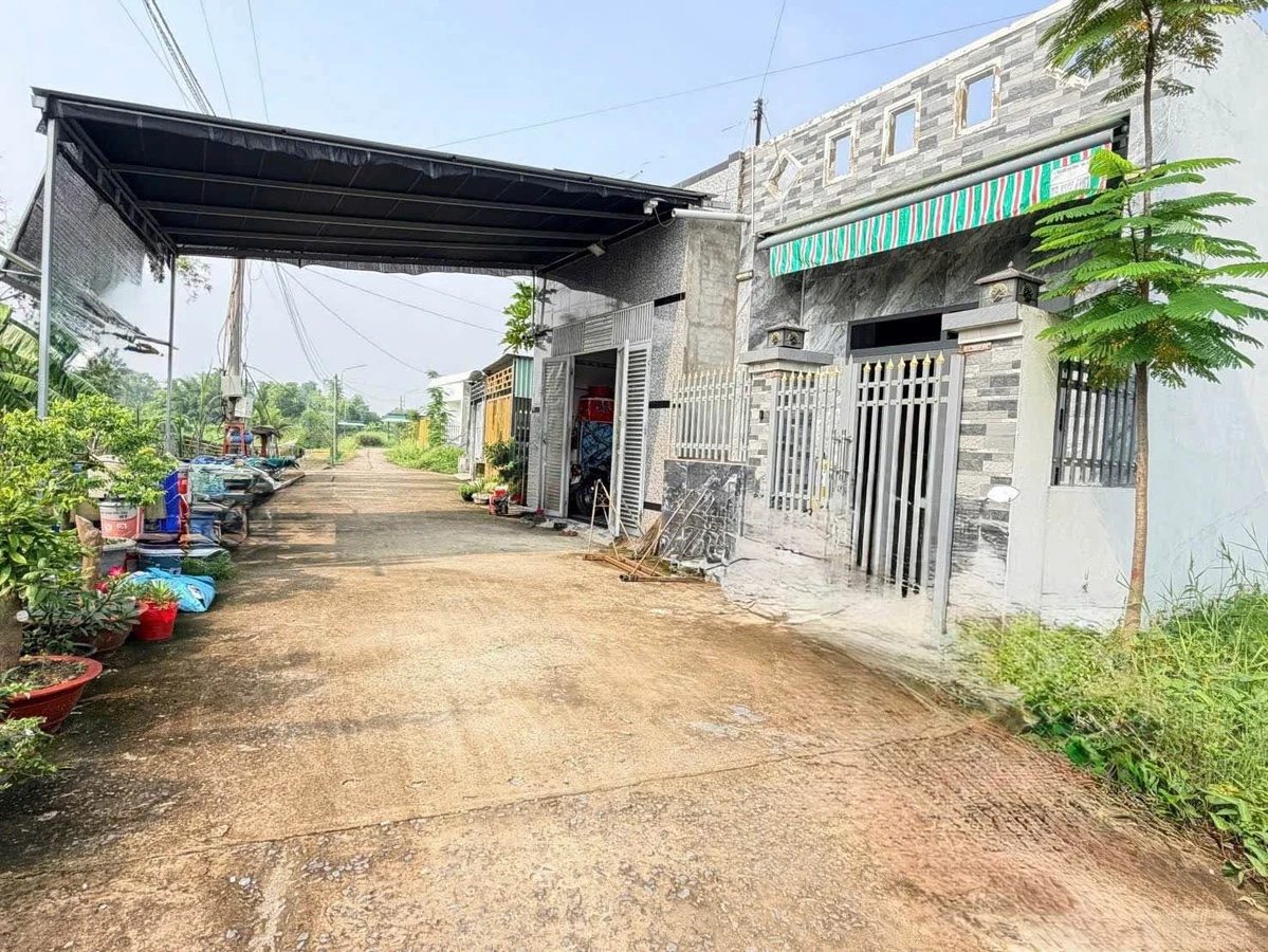 Bán gấp nhà cấp 4 kiên cố 109m2 thổ cư, sổ hồng riêng, Xã Phước Vân, Cần Đước, Long An - Ảnh 1
