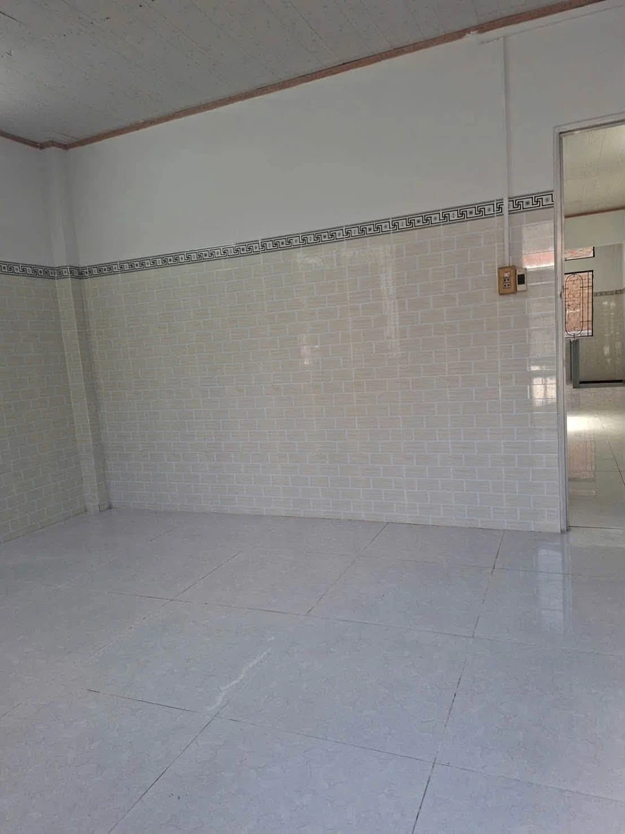 Cho thuê nhà nguyên căn 4x16m 3PN đường Dương Bá Cung, Bình Tân, 10 triệu/tháng - Ảnh thu nhỏ 4