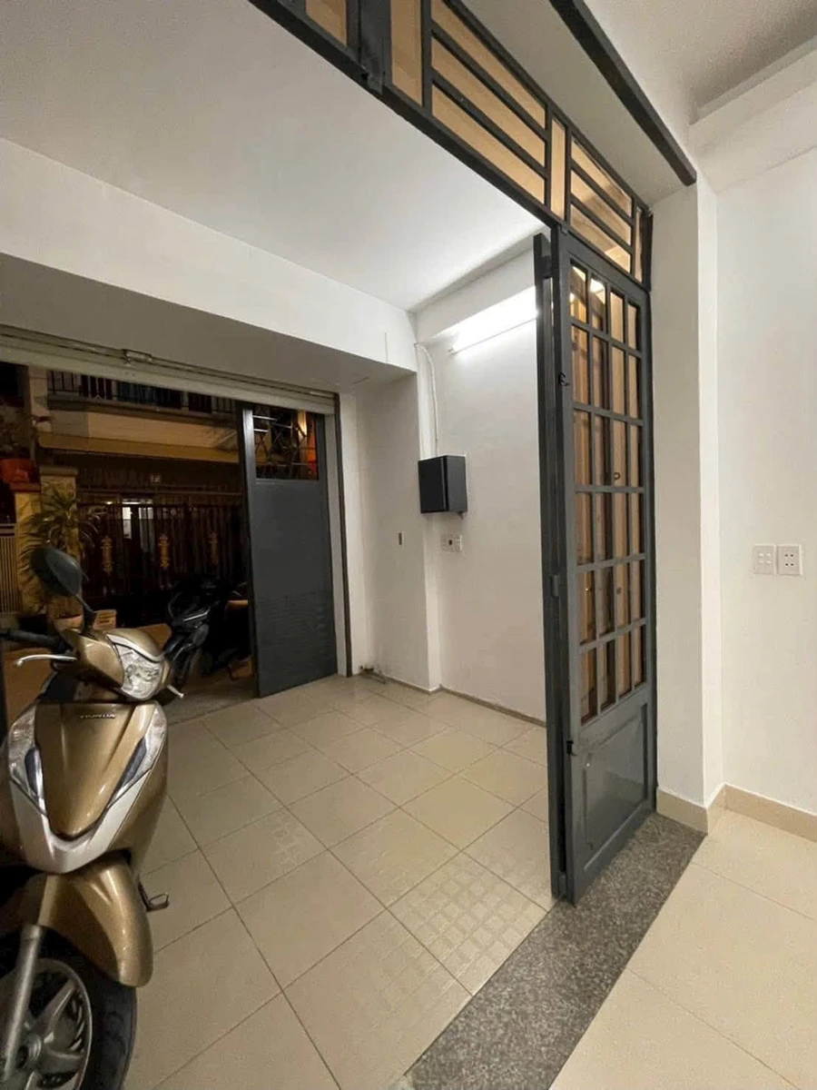 Bán nhà 64m² 3 tầng, 5PN, xe hơi tới cửa, Huỳnh Tấn Phát, Quận 7, giá 6,9 tỷ - Ảnh thu nhỏ 5
