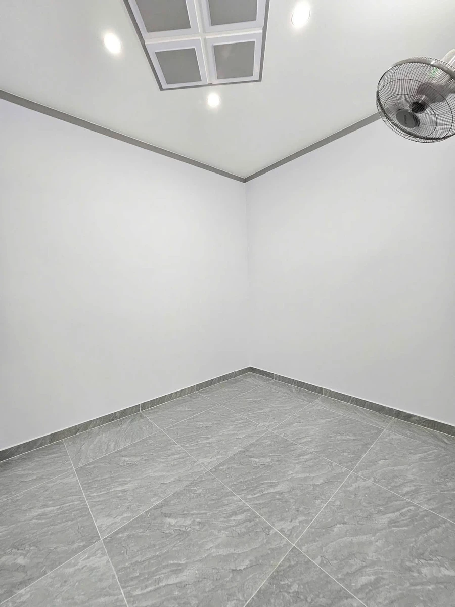 Bán nhà 1 trệt 1 lầu 66m² gần chợ Dĩ An, 4,2 tỷ - Ảnh thu nhỏ 3