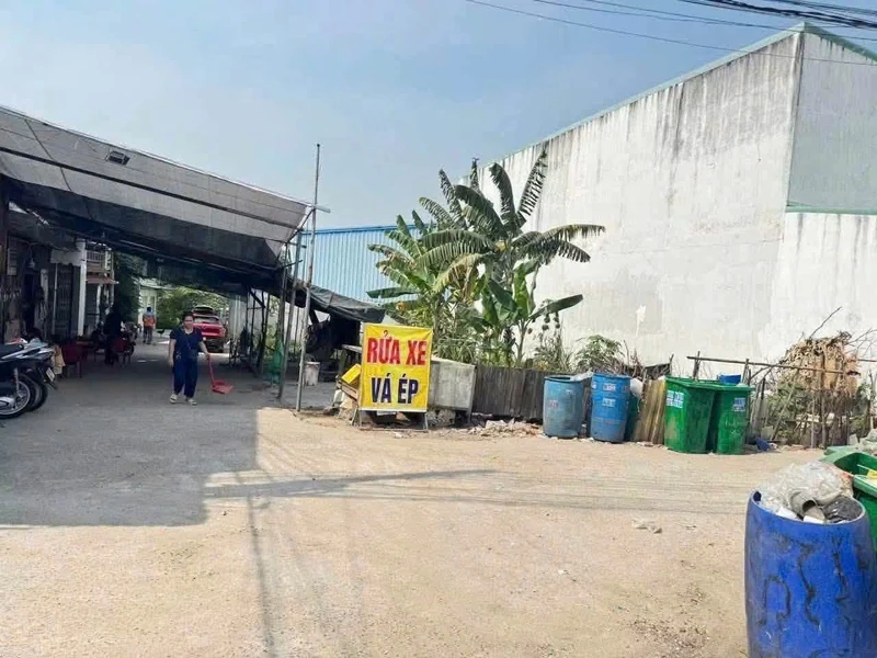 Bán đất góc 2 mặt tiền Tân Uyên 300m² 4,6 tỷ