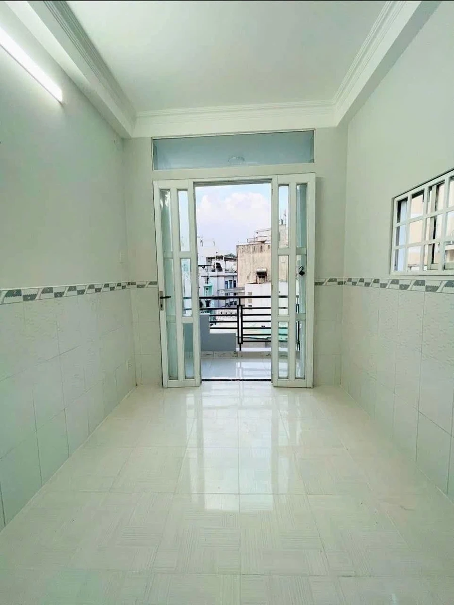 Bán nhà hẻm 5 tầng 31m² 6PN đường Nguyễn Thần Hiến, Quận 4, giá 4,5 tỷ - Ảnh thu nhỏ 4