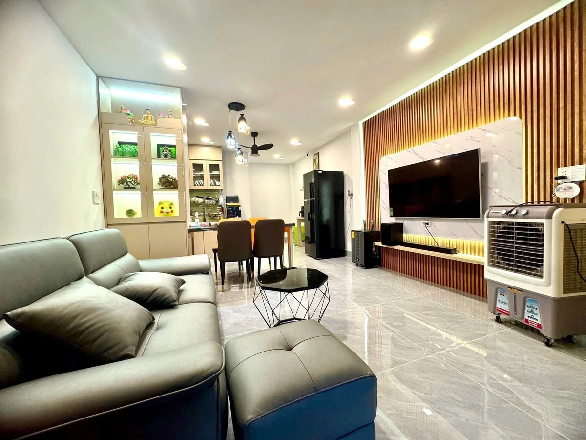 Bán nhà 2 tầng full nội thất 55.6m² Thủ Đức 5 tỷ 7 - Ảnh thu nhỏ 4