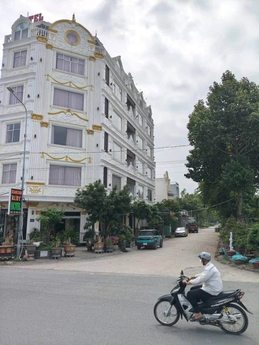 Bán nền đất 120m² Bến Lức Long An 3.3 tỷ - Ảnh 1