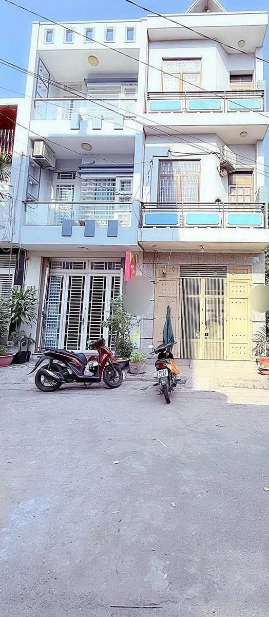 Bán nhà phân lô 3 tầng 4x16m, 3PN, đường 8m gần chợ Sơn Kỳ, Tân Phú - Ảnh 1