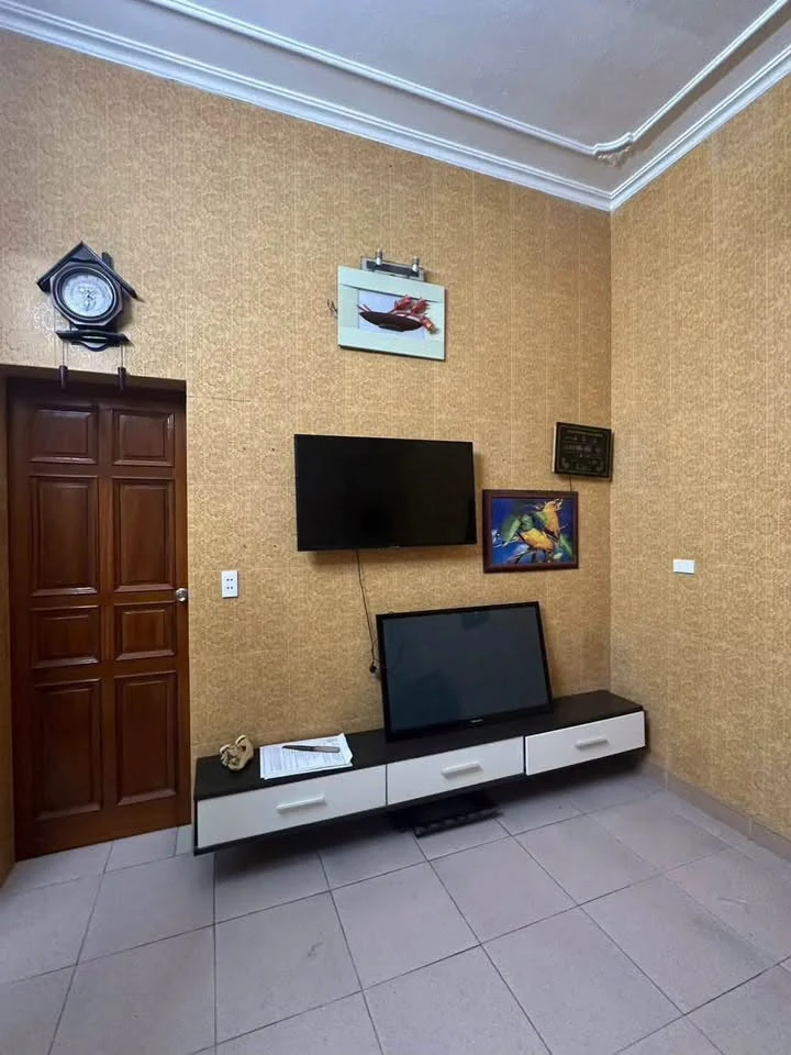 Bán nhà 3 tầng mặt tiền 73m² Nguyễn Văn Cừ - Ảnh thu nhỏ 5