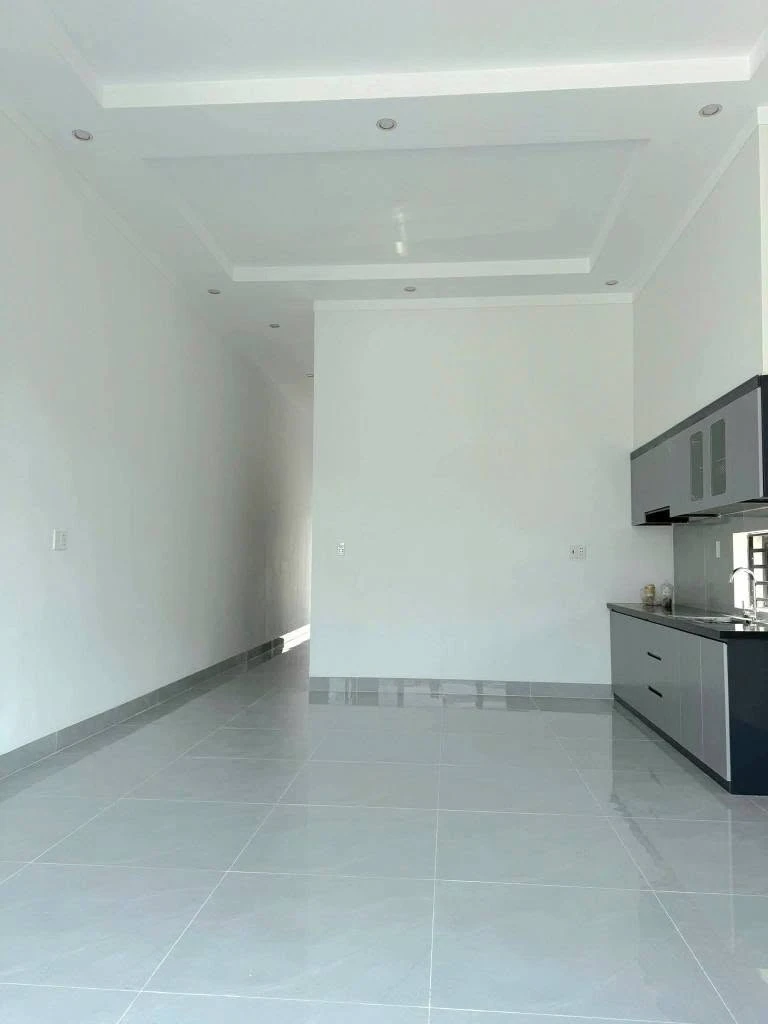 Bán nhà 2PN Khu phố Tiến Thành 2, 100m² Đồng Xoài, 1 tỷ 70 triệu - Ảnh thu nhỏ 4