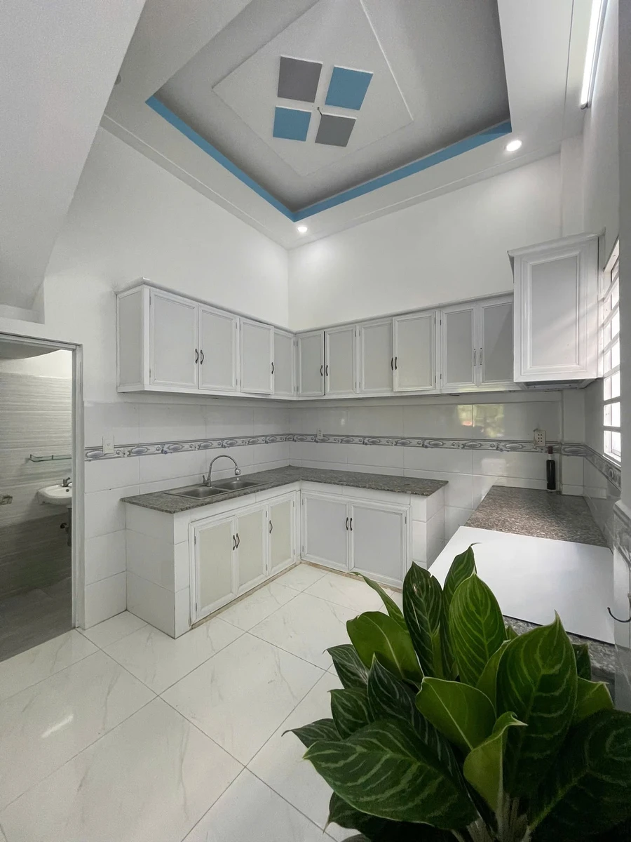 Chính chủ gửi bán nhà trệt lầu 2pn 2wc ngay chợ Đình - căn góc 2 mt kinh doanh được - Ảnh thu nhỏ 2