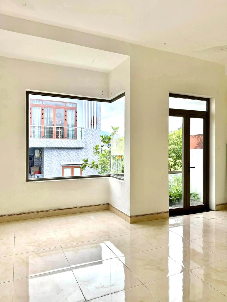 Bán nhà 2,5 tầng mặt tiền Xuân Thiều, 75m², 3PN, Đà Nẵng - Ảnh thu nhỏ 3