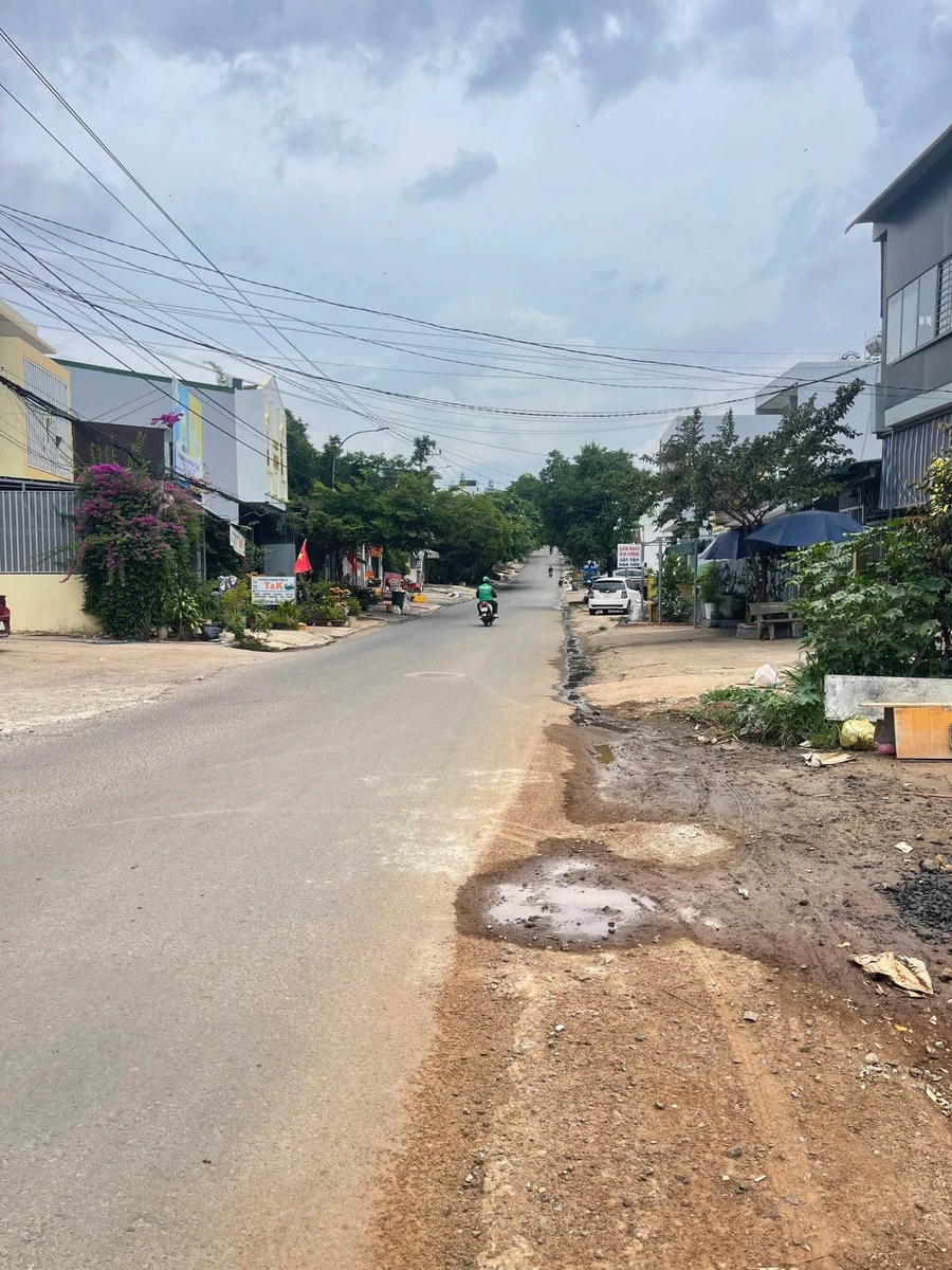 Bán đất mặt tiền Xô Viết Nghệ Tĩnh, Buôn Ma Thuột 227.6m², 17 tỷ - Ảnh 1