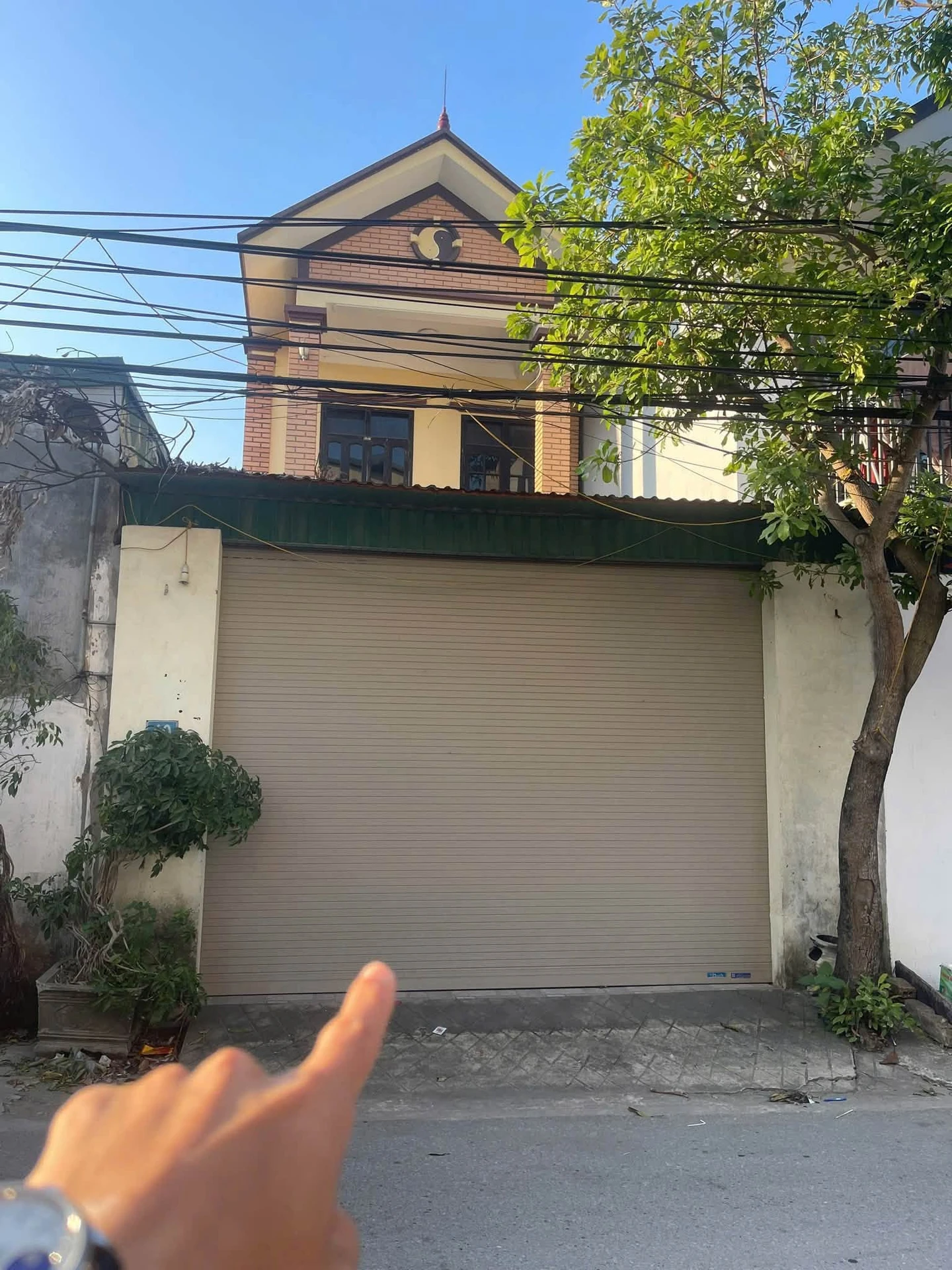 Bán nhà 2 tầng mặt đường Đặng Văn Ngữ TP Vinh 129m² - Ảnh 1