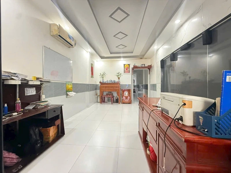 Bán nhà mặt tiền 100m² Rạch Giá, 2 PN, 2 tỷ 350 triệu