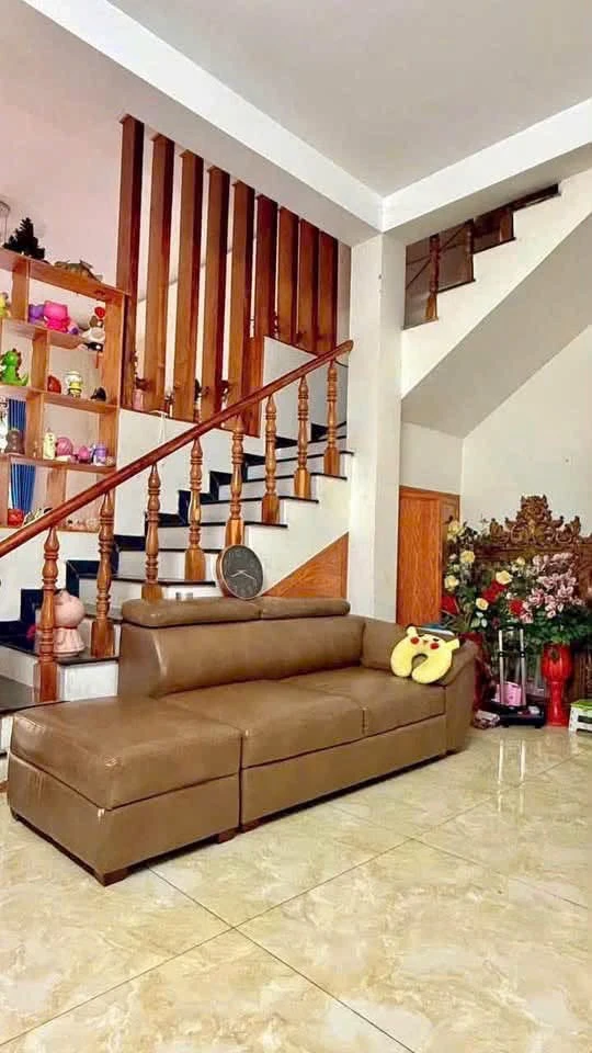 Bán nhà 2 phòng ngủ 65m² giá 2.25 tỷ Quận 12 - Ảnh thu nhỏ 2