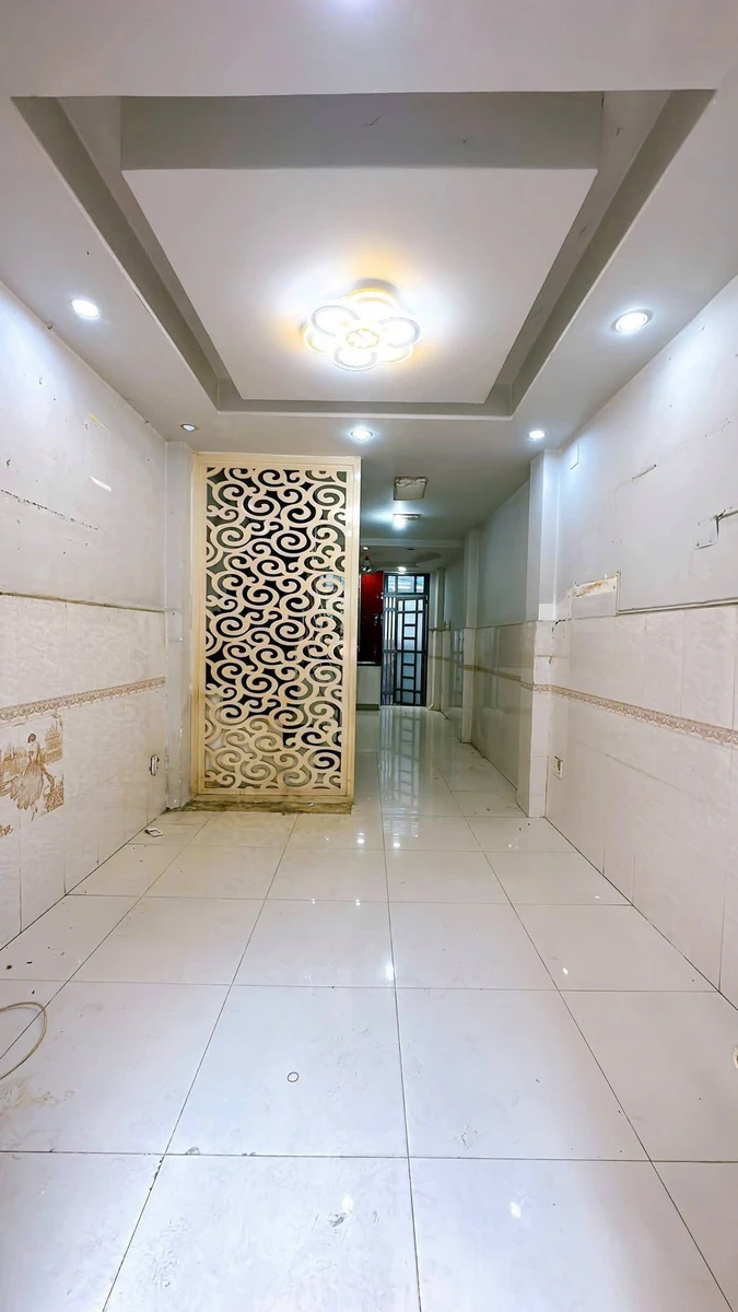 Bán nhà 3 phòng ngủ 122.5m² Quận 4, giá 7.399 tỷ - Ảnh thu nhỏ 2