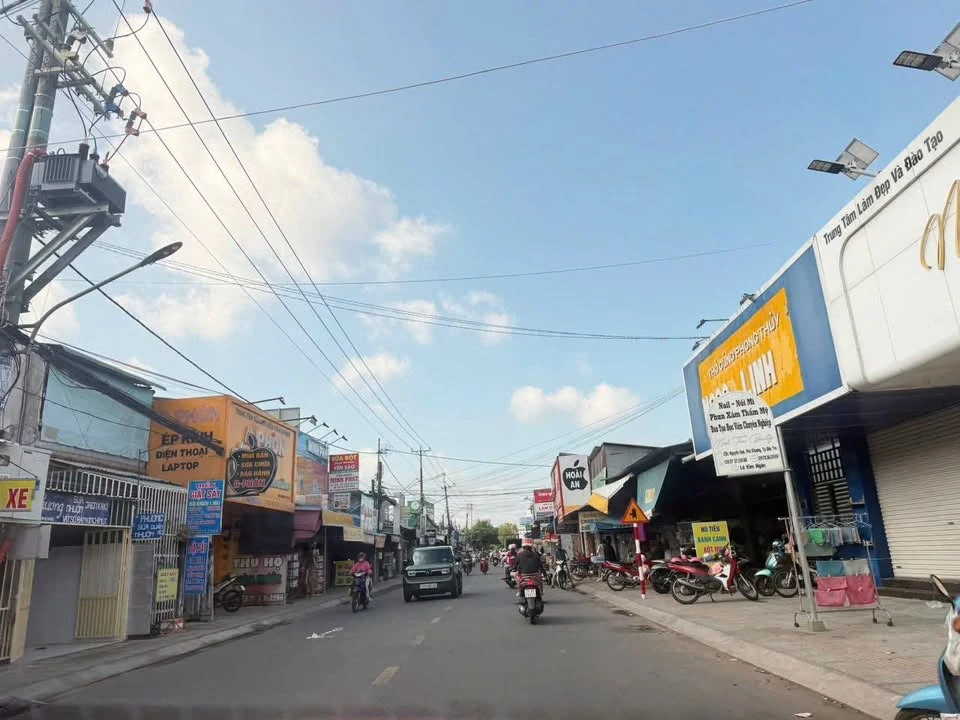 Bán nhà mới 3 phòng ngủ 122m2 Phú Khương Bến Tre - Ảnh thu nhỏ 4