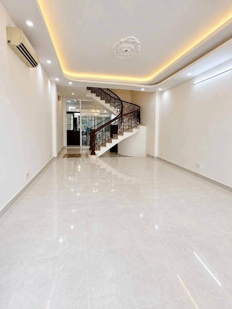 Cho thuê nhà mặt tiền 5x20m, 5PN, Bình Thạnh - Ảnh thu nhỏ 4