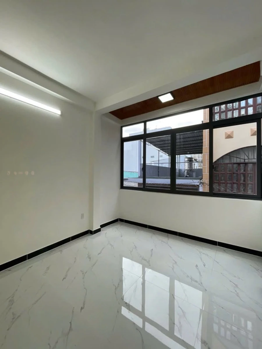 Bán nhà 2 tầng Lê Hồng Phong Quận 5 31.5m² 5 tỷ - Ảnh thu nhỏ 3