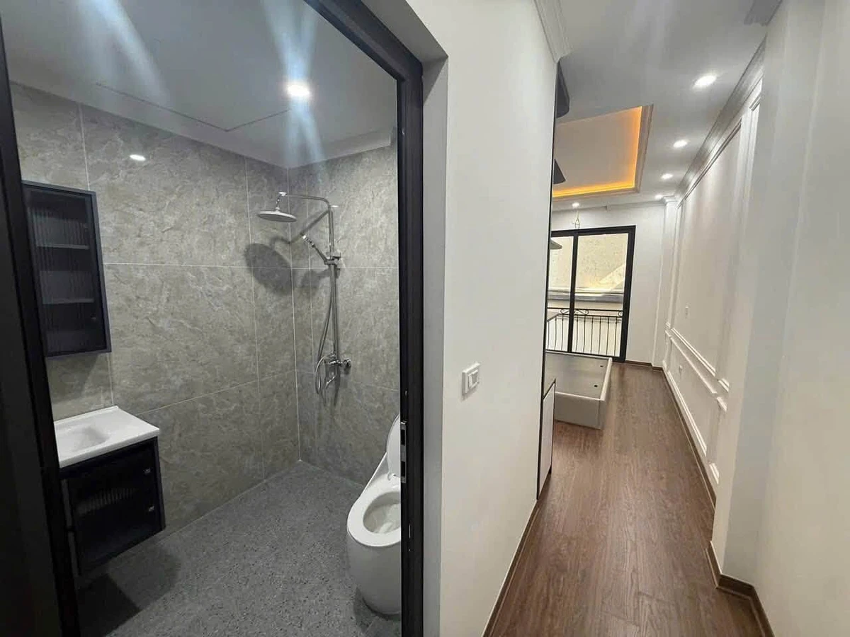 Cho thuê nhà riêng 3 phòng ngủ 35m² Võ Chí Công, Hà Nội 19 triệu/tháng - Ảnh thu nhỏ 4