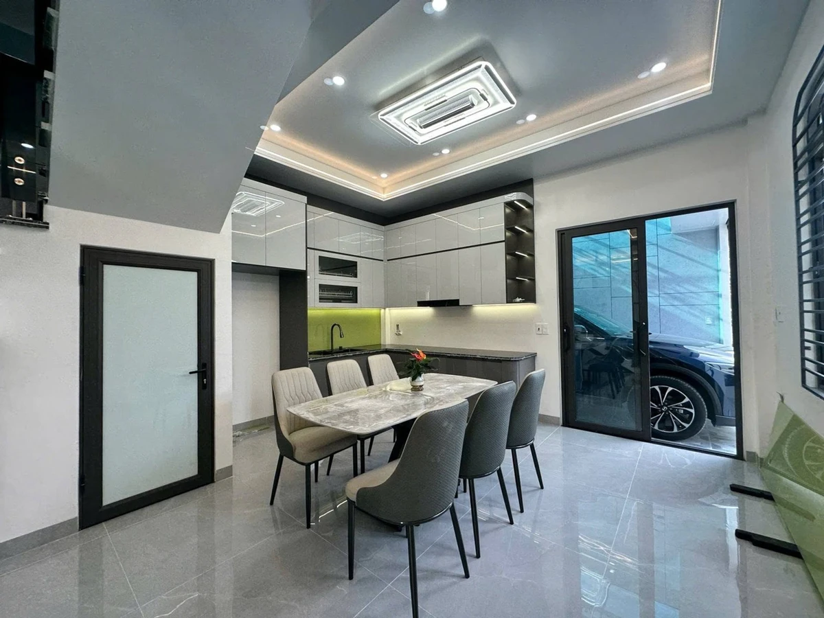 Bán nhà 3 tầng 60m² Kiều Trung, Bình Tân, gara ô tô - Ảnh 1