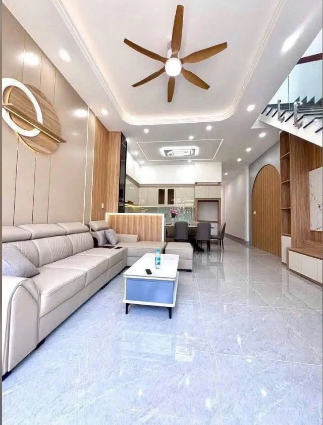 Bán nhà 1 trệt 1 lầu Tân Uyên 60m2 3 phòng ngủ 1 tỷ 700 - Ảnh thu nhỏ 2