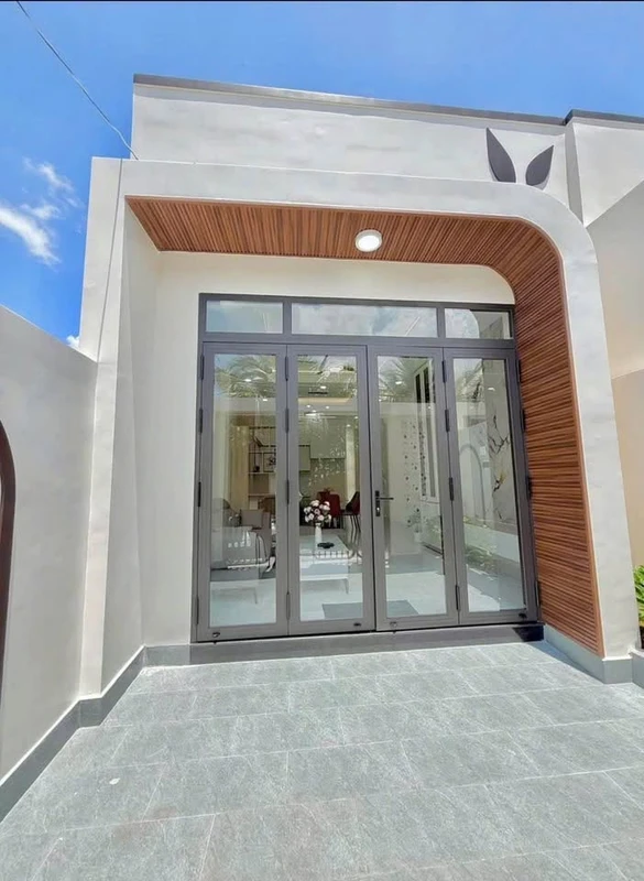 Bán nhà 2PN diện tích 100m² giá 300 triệu Chợ Thạnh Phú