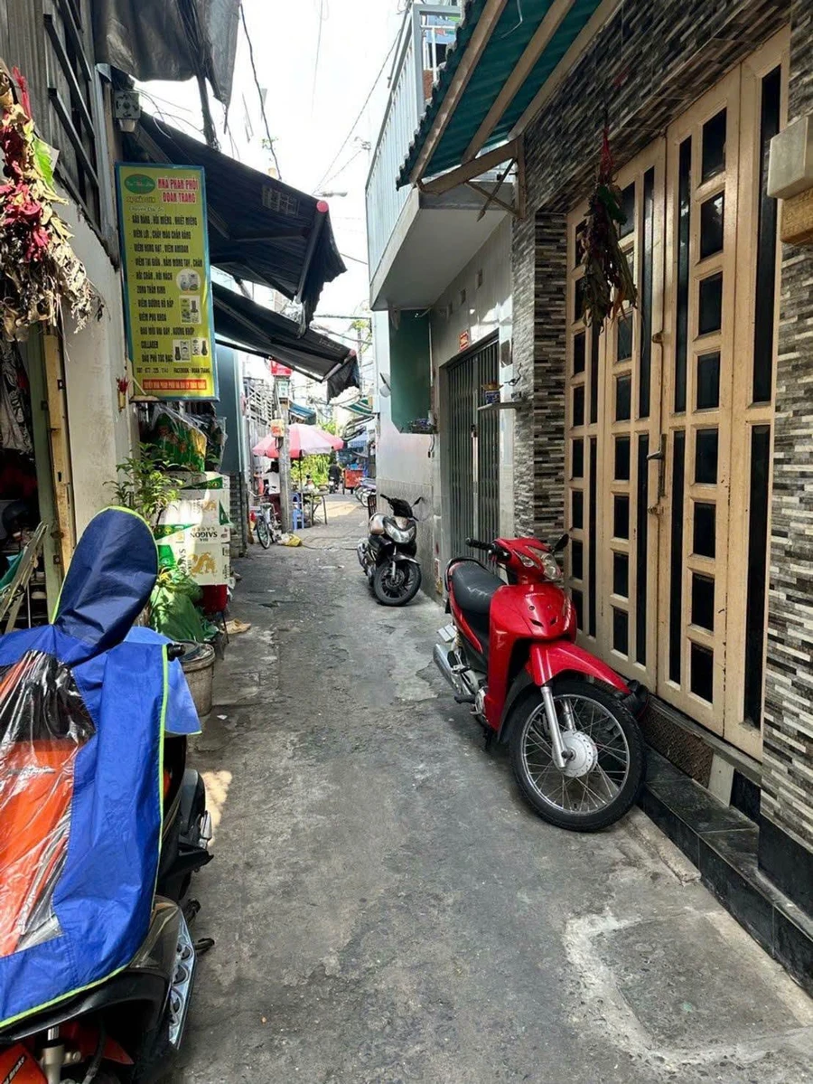 Bán nhà 3 tầng 2PN, 45m2, gần 2 tỷ, Quận 8 - Ảnh thu nhỏ 2