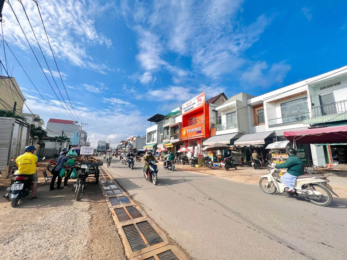 Bán đất 2 mặt tiền Hương Lộ 15, 80-160m², 300 triệu - Ảnh thu nhỏ 5