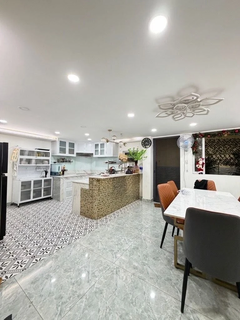 Nhà 5 tầng 120m2 gần công viên Gia Định giá 12 tỷ - Ảnh thu nhỏ 5