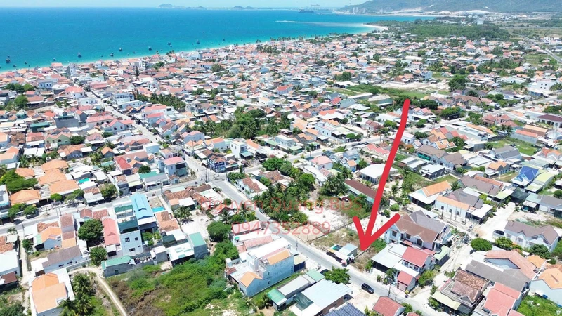 Bán đất biển Dốc Lết 140m2 mặt tiền Lê Quý Đôn