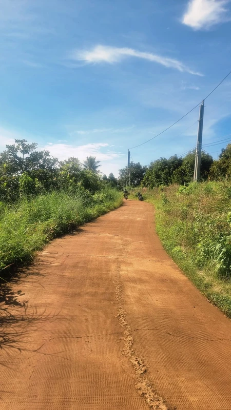 Bán đất đỏ 2,56ha mặt tiền 130m Đồng Nai