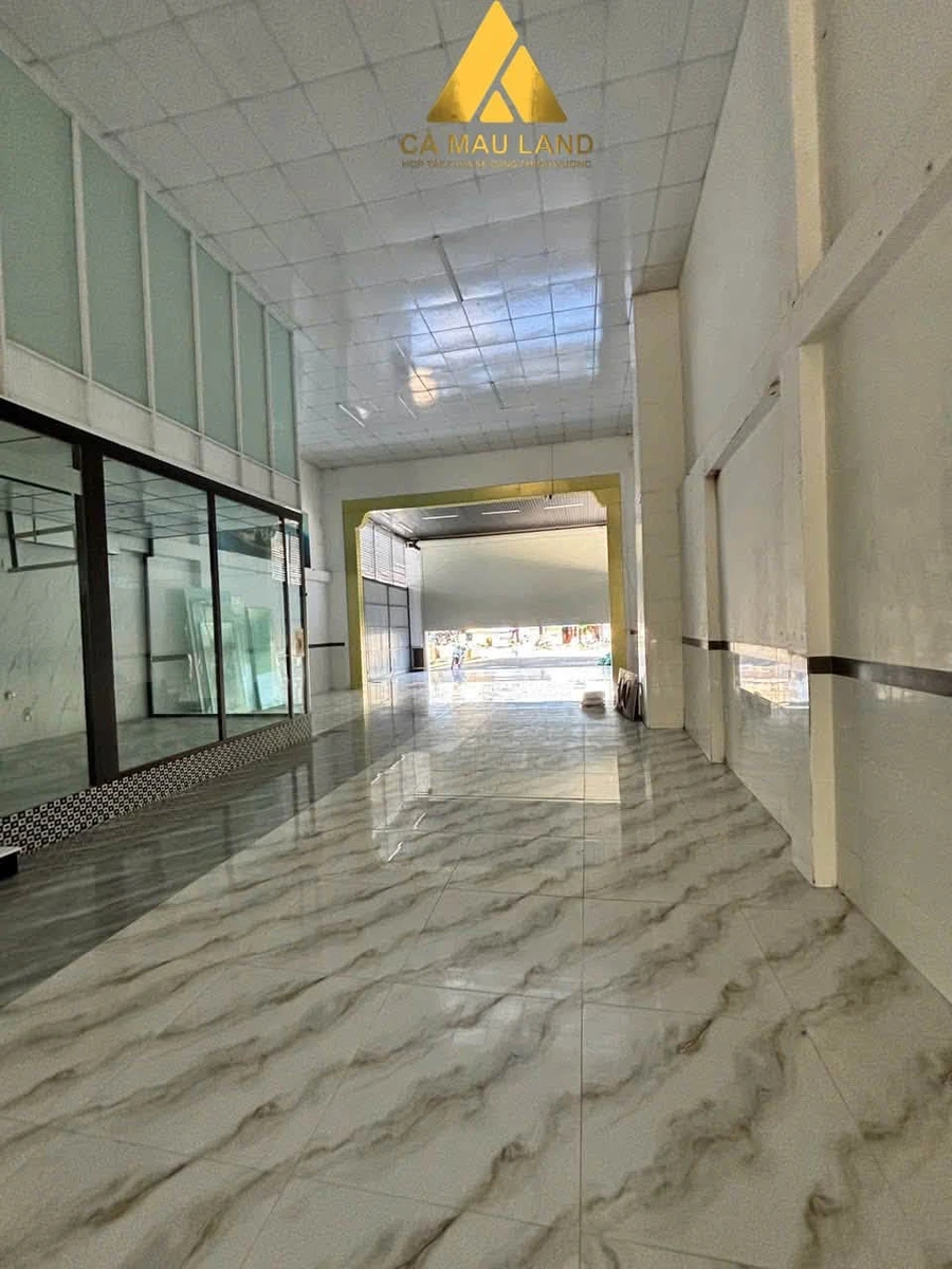 Cho thuê showroom 360m² kinh doanh Quốc Lộ 1A, Cà Mau - Ảnh thu nhỏ 2