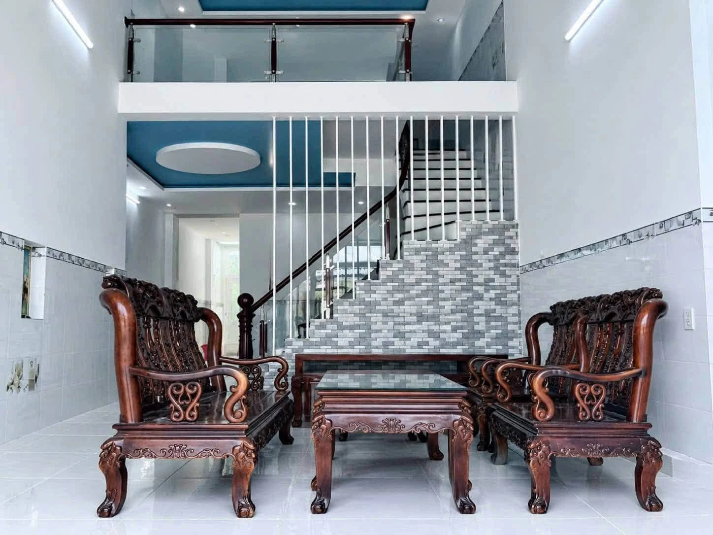 Bán nhà 1 trệt 1 lầu 3PN, 100m², Phan Thiết, 4 tỷ 450 - Ảnh 1