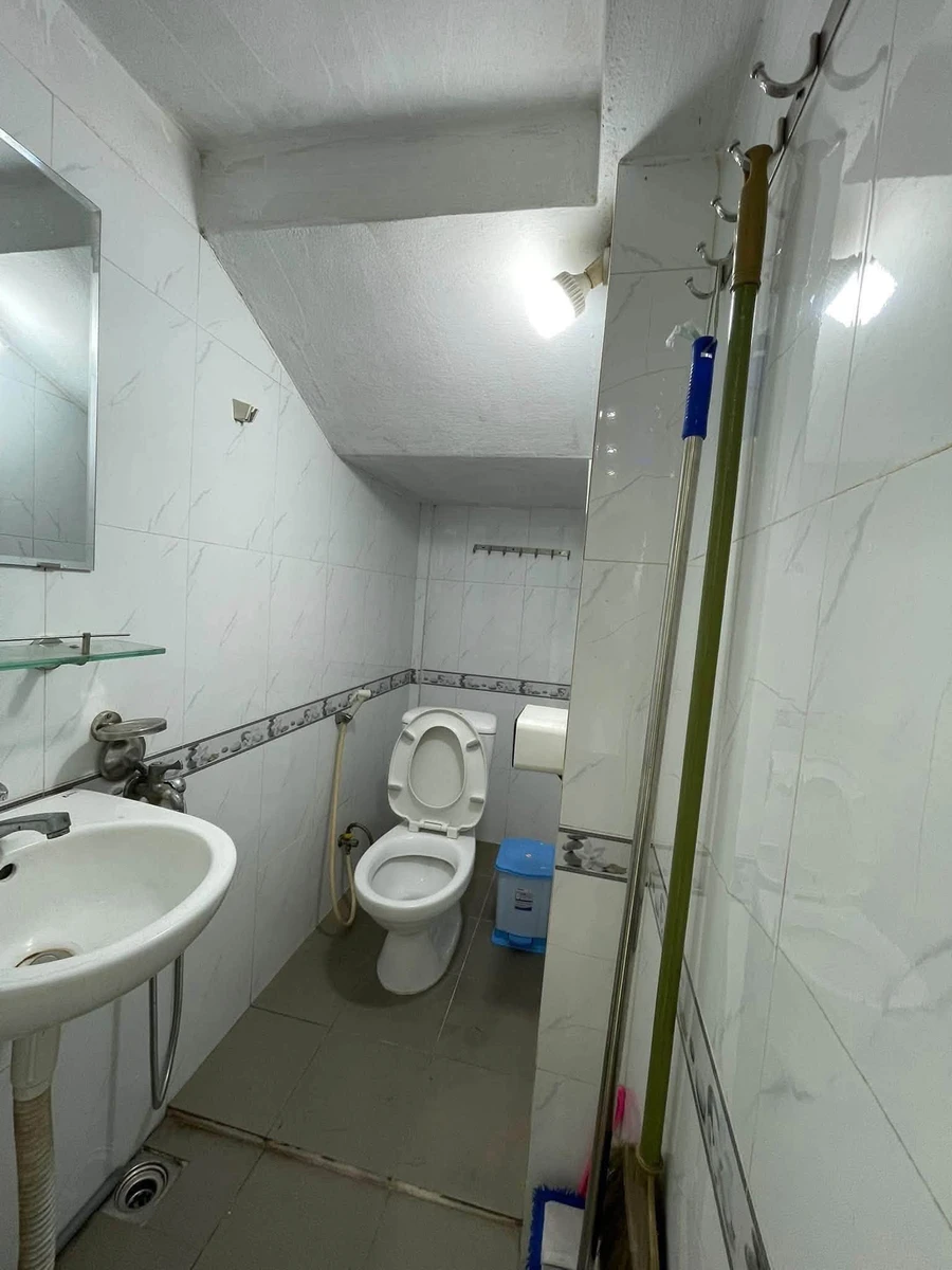 Cho thuê mặt bằng mặt tiền 30m² Quận 1, 12 triệu/tháng - Ảnh thu nhỏ 3