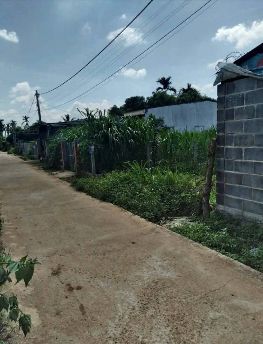 Bán đất Quận 12 bên chợ Đạt Lý 221m2, 2 tỷ 150 - Ảnh 1